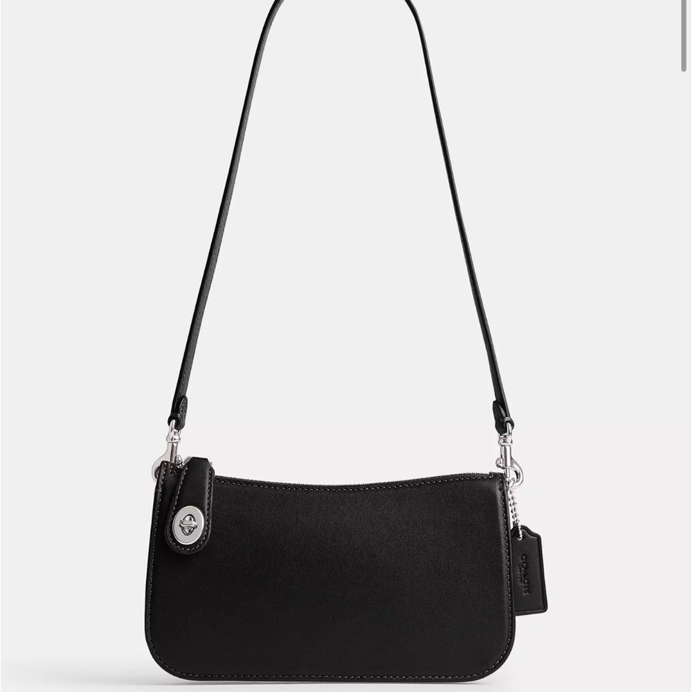 Coach Penn Shoulder Swinger Bag